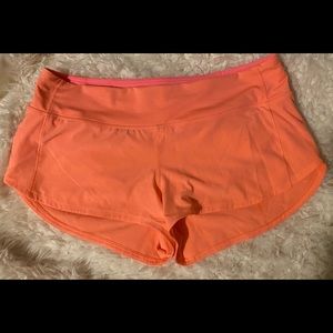 Lululemon Highlighter orange speed up shorts 2.5 size 8